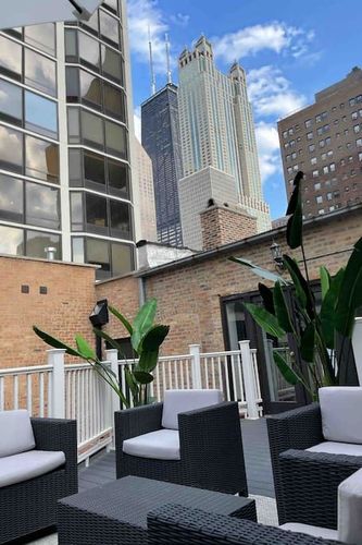 Bellevue Luxury Mansion gallery-19