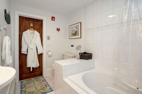 The Bursley Manor gallery-22