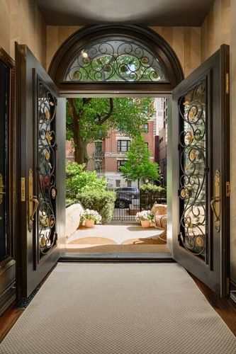 Bellevue Luxury Mansion gallery-31