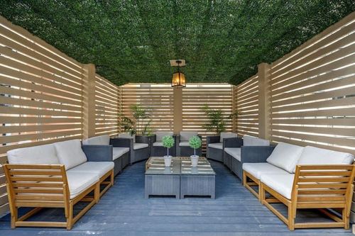 Bellevue Luxury Mansion gallery-63