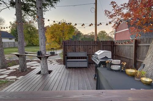 Rockne Compound gallery-14
