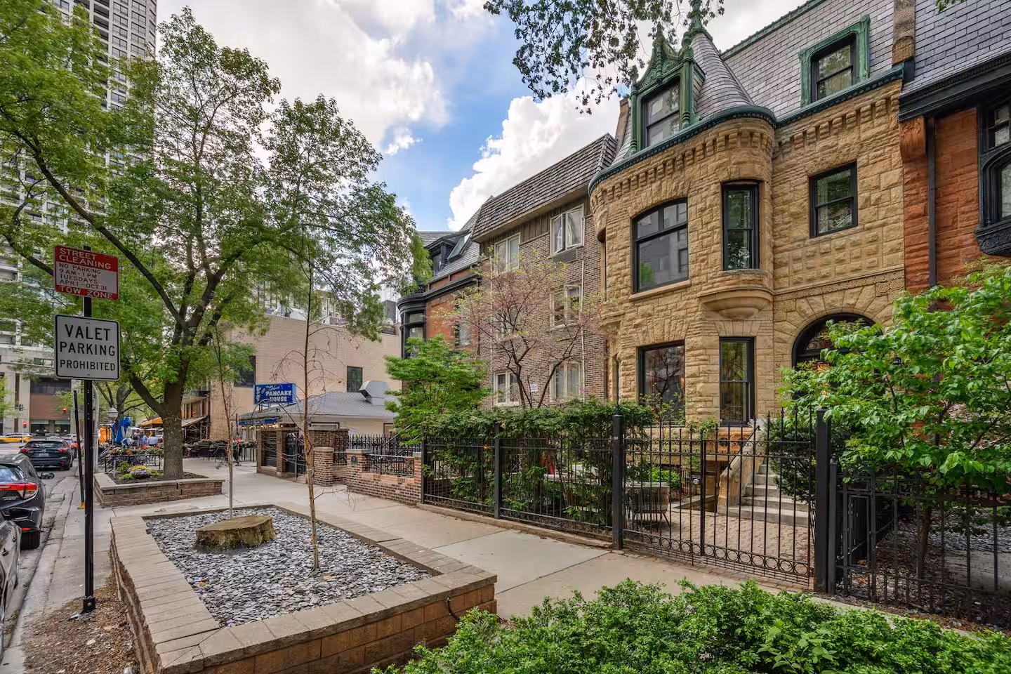 Bellevue Luxury Mansion gallery-2