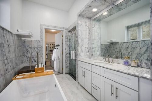 Bellevue Luxury Mansion gallery-55