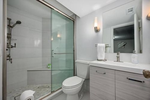 Bellevue Luxury Mansion gallery-68