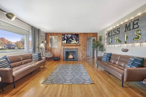 Rockne Compound gallery-3